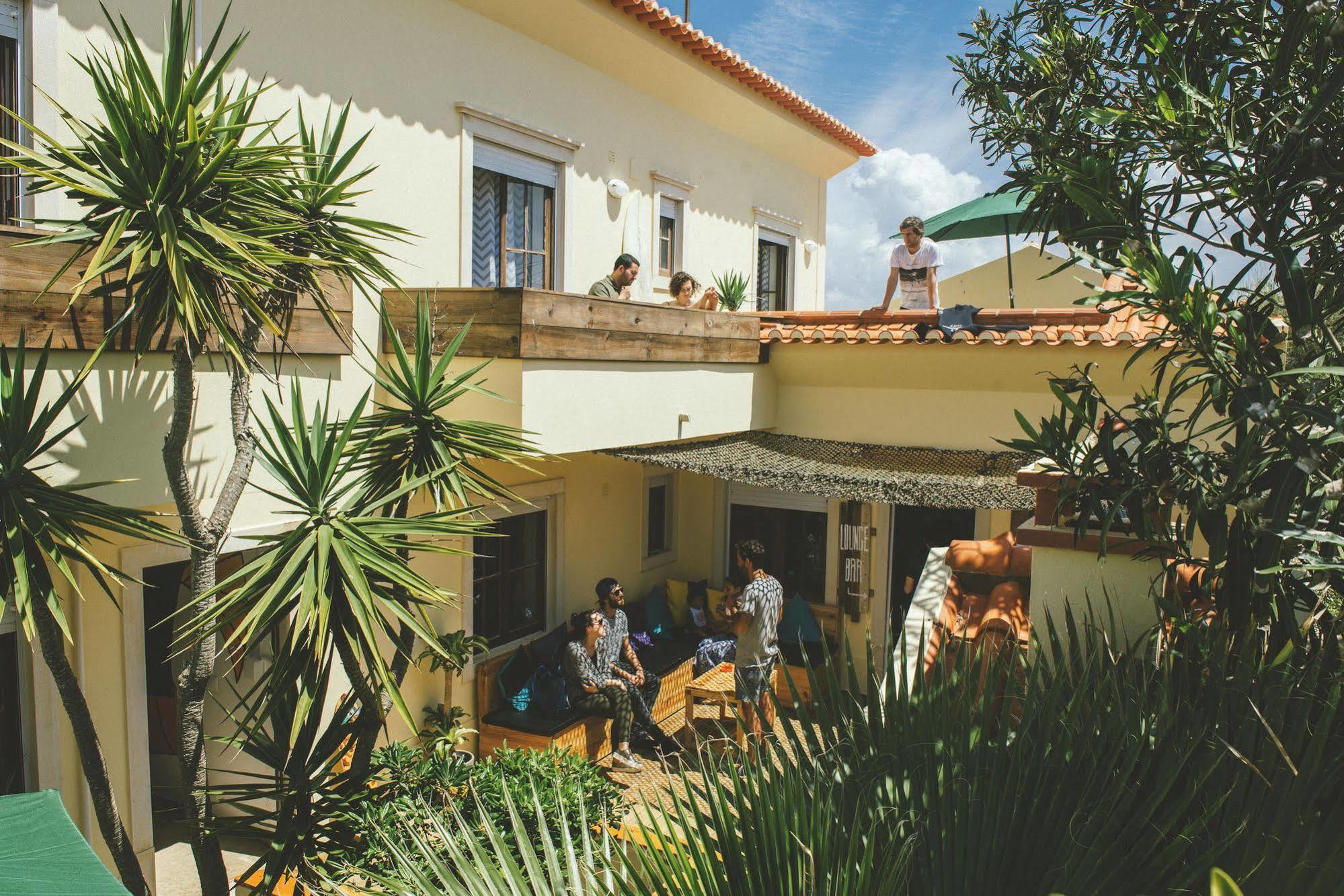 Cliff Surf House Hostel Santa Cruz  Kültér fotó