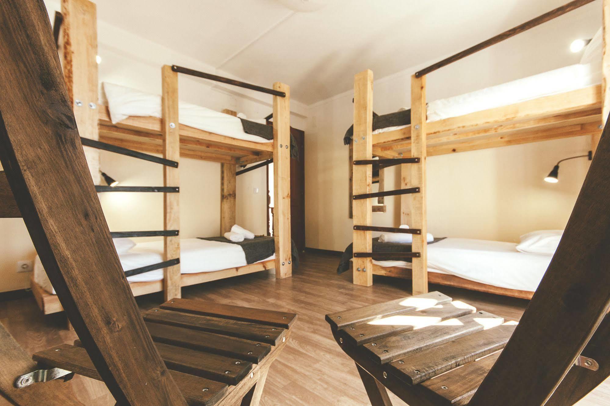 Cliff Surf House Hostel Santa Cruz  Kültér fotó