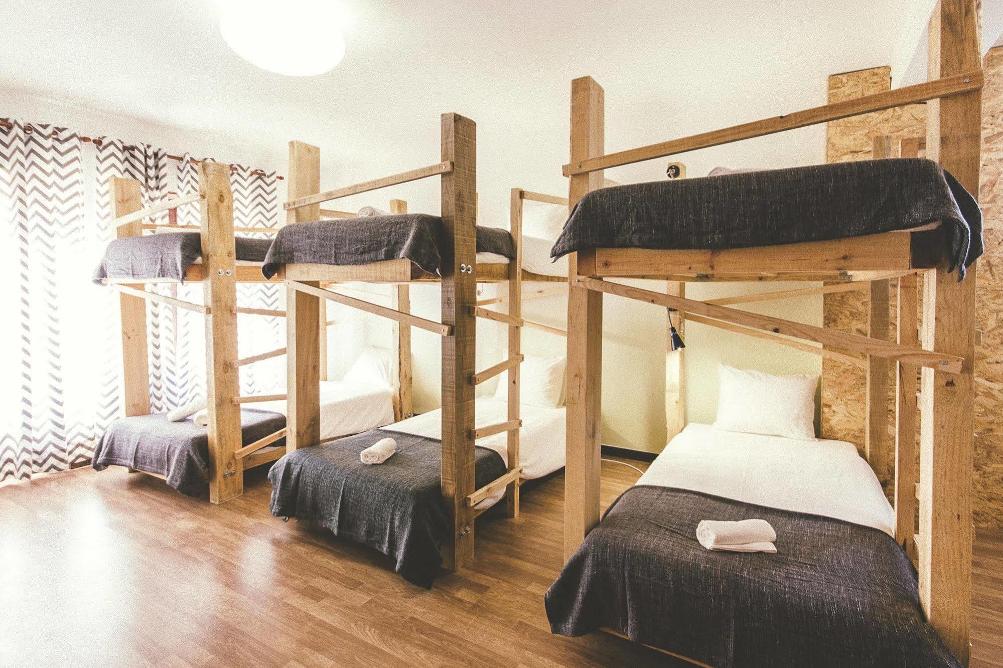 Cliff Surf House Hostel Santa Cruz  Kültér fotó