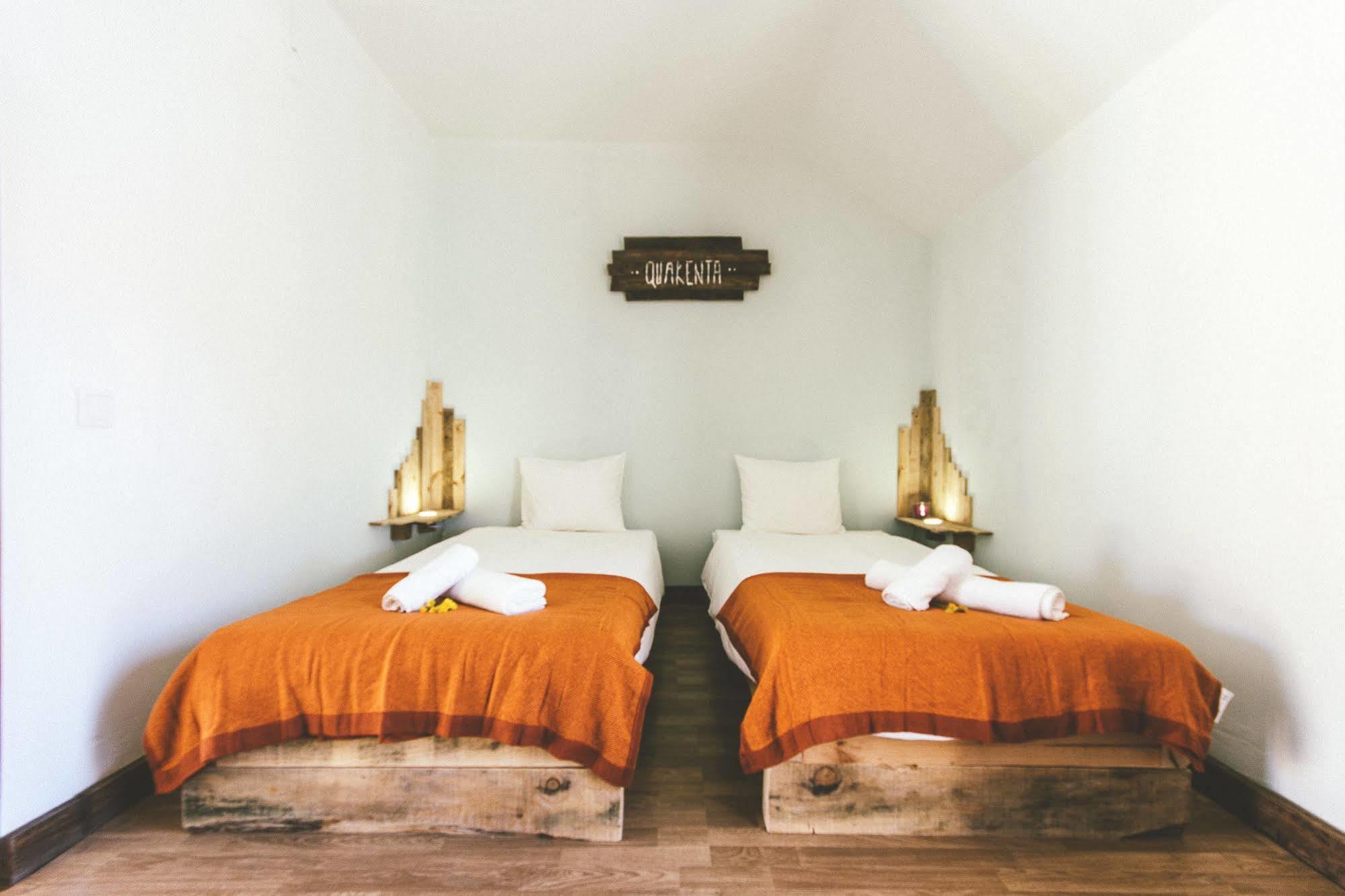 Cliff Surf House Hostel Santa Cruz  Kültér fotó